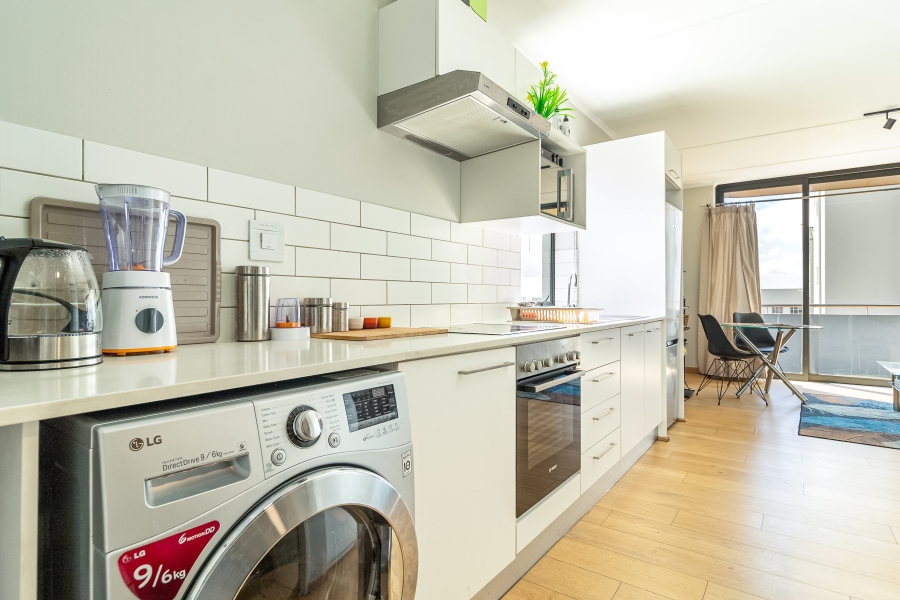 1 Bedroom Property for Sale in Woodstock Western Cape